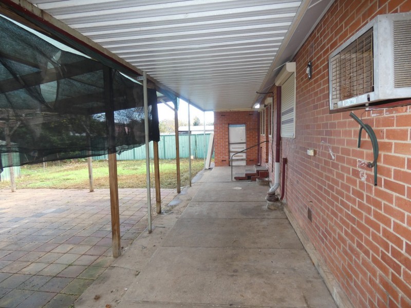 10 Collins Street, Elizabeth Downs SA 5113