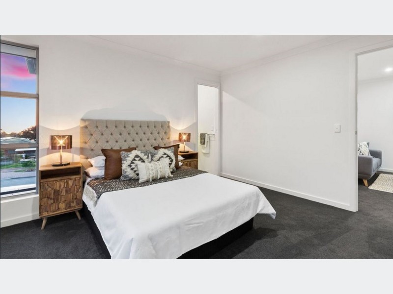 2E Thomas Street, Seacliff Park SA 5049