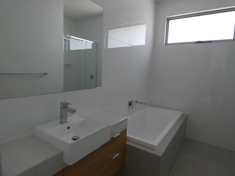 2E Thomas Street, Seacliff Park SA 5049