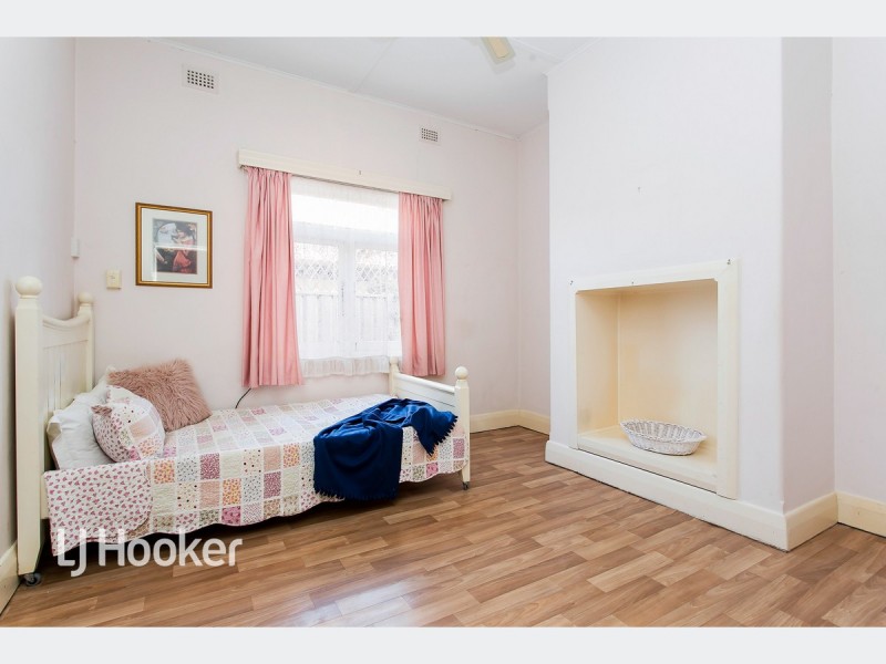 27 Greville Avenue, Flinders Park SA 5025