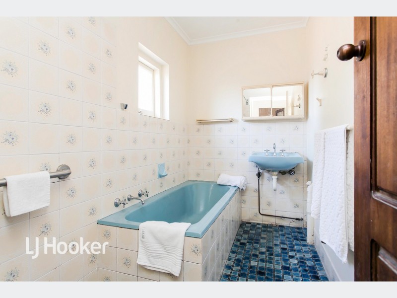 27 Greville Avenue, Flinders Park SA 5025