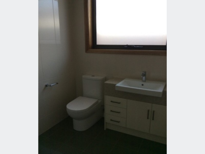 8A Hawker Street, Bowden SA 5007