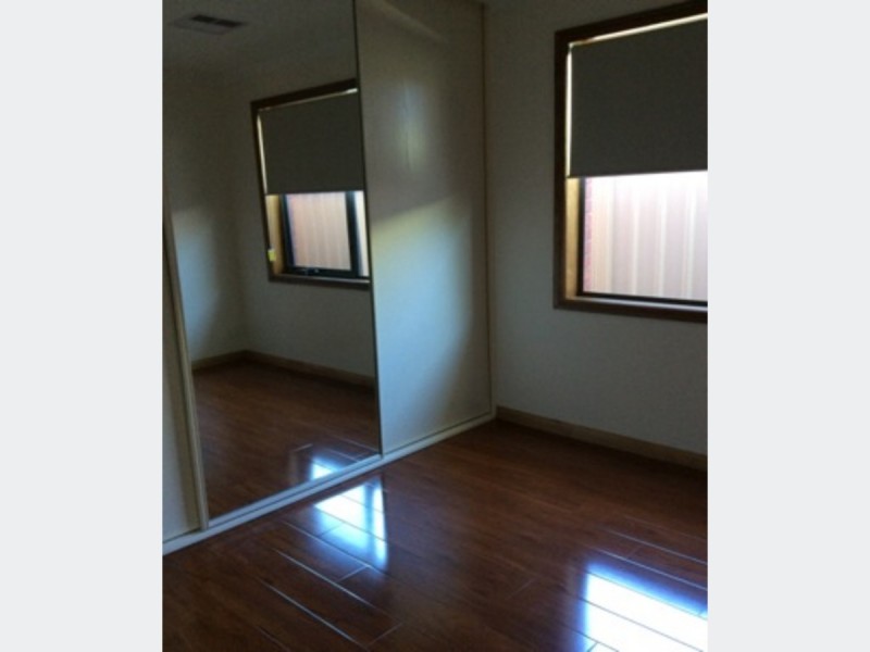 8A Hawker Street, Bowden SA 5007