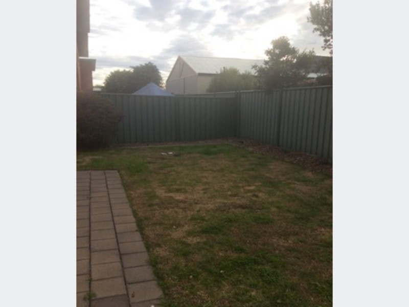 8 Waterton Lane, Mawson Lakes SA 5095