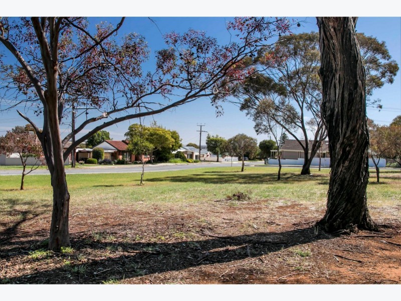 25 Canna Road, Ingle Farm SA 5098