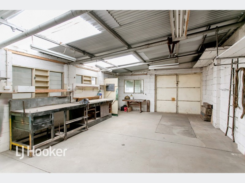 17 Captain Cook Avenue, Flinders Park SA 5025