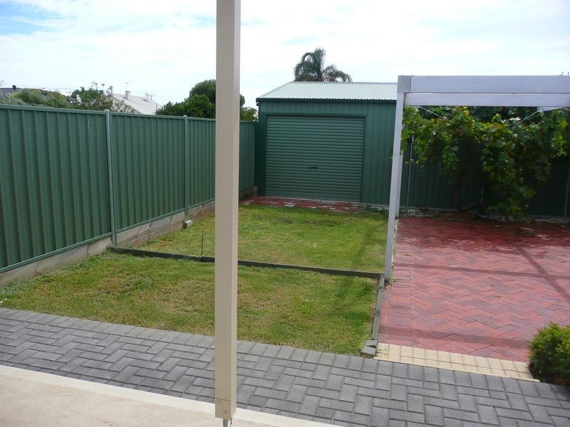 1A Fischer Street, Welland SA 5007