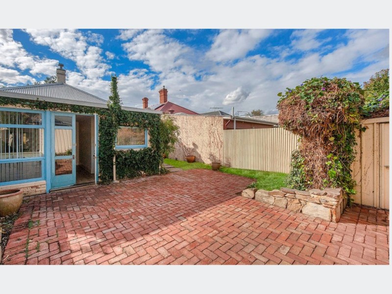 19 Highbury Street, Prospect SA 5082