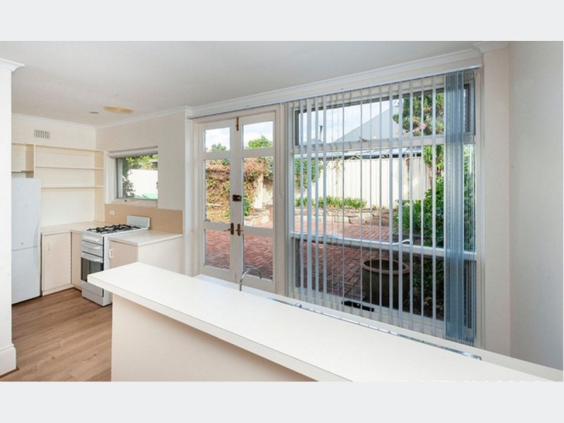 19 Highbury Street, Prospect SA 5082