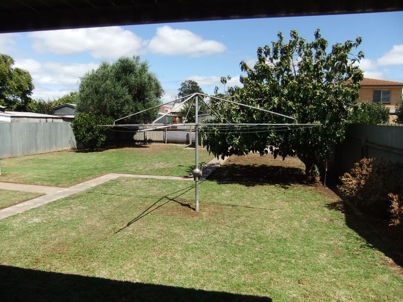 7 Standard Avenue, Croydon Park SA 5008