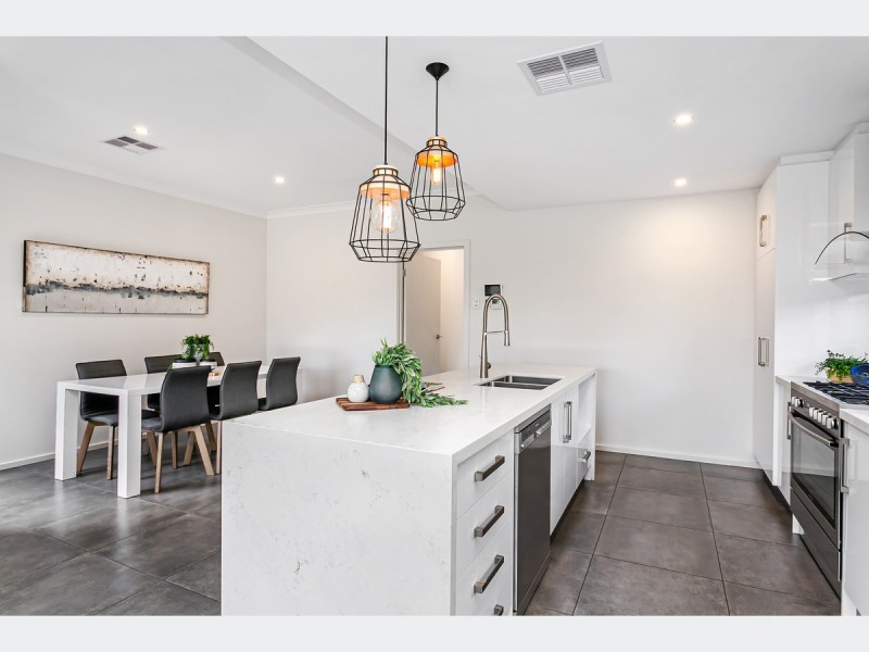 61 Dumfries Avenue, Seaton SA 5023