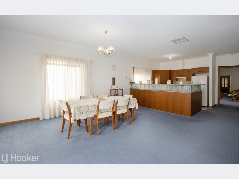 11A Strathbogie Avenue, Findon SA 5023