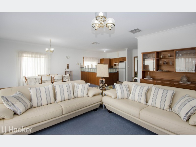 11A Strathbogie Avenue, Findon SA 5023