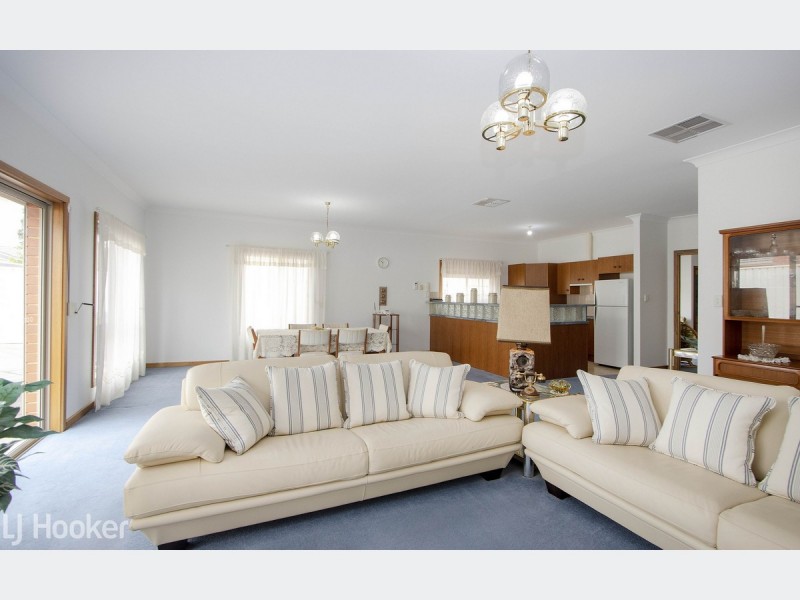 11A Strathbogie Avenue, Findon SA 5023