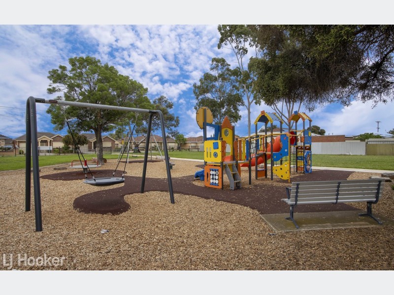 11A Strathbogie Avenue, Findon SA 5023