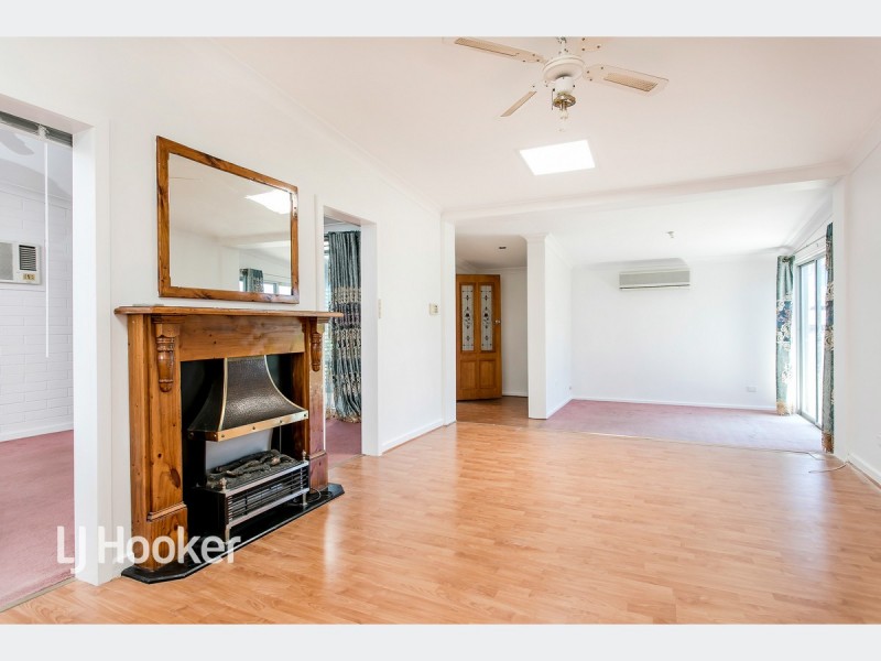 20 Abelia Avenue, Para Vista SA 5093