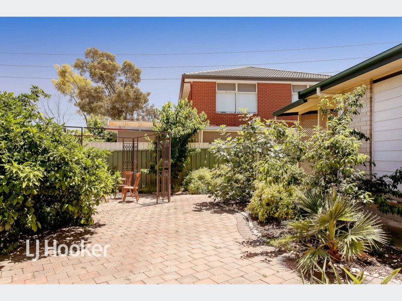 20 Abelia Avenue, Para Vista SA 5093