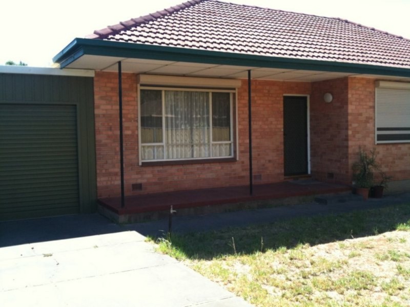 4 Carpenter Road, Parafield Gardens SA 5107