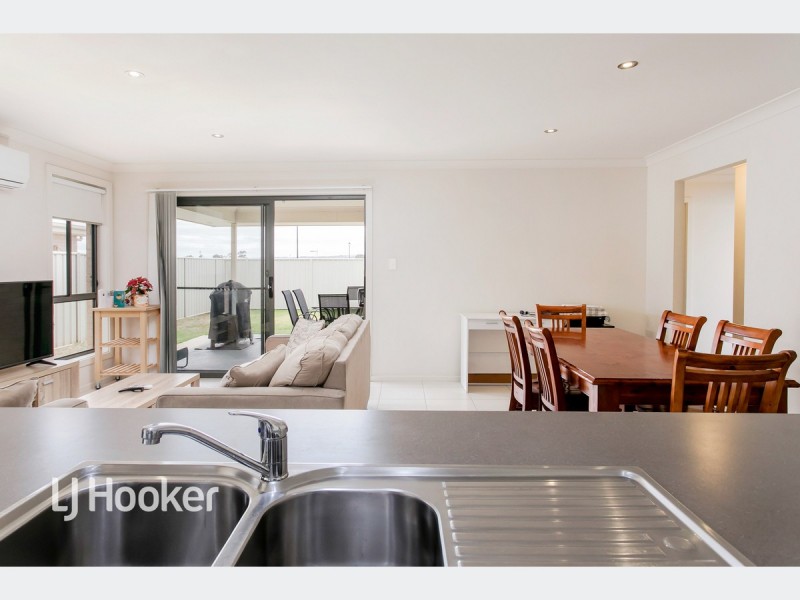 24 Central Boulevard, Munno Para West SA 5115