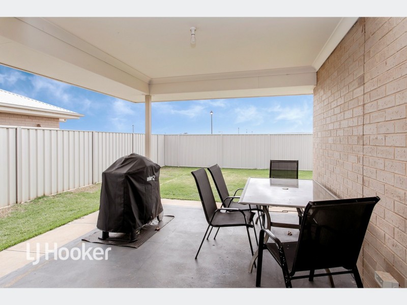 24 Central Boulevard, Munno Para West SA 5115