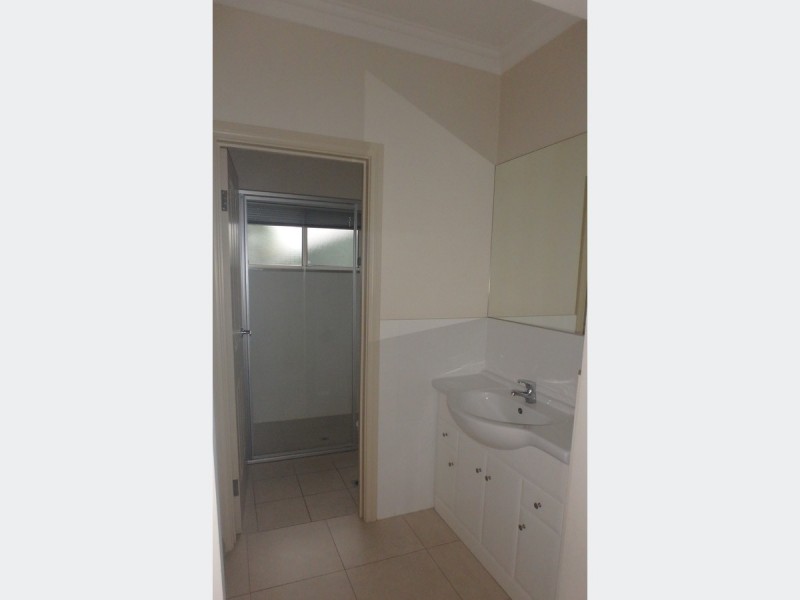 1A Fischer Street, Welland SA 5007