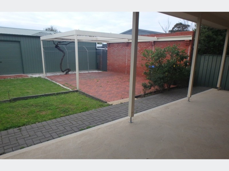 1A Fischer Street, Welland SA 5007