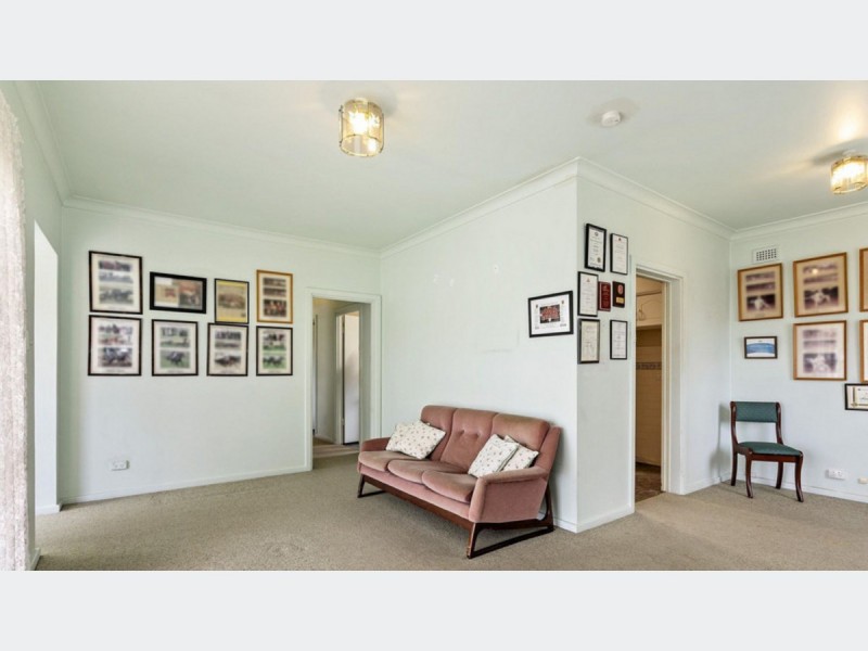 11 Jellicoe Street, Flinders Park SA 5025