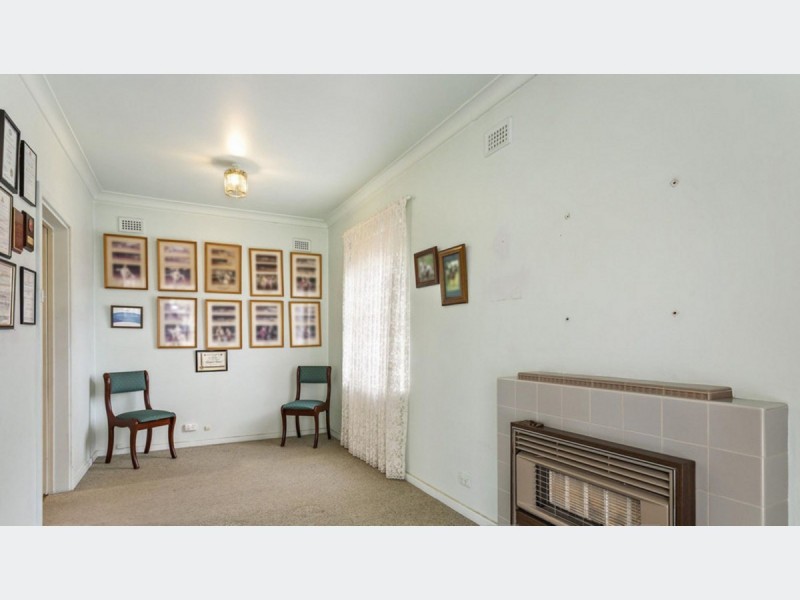 11 Jellicoe Street, Flinders Park SA 5025