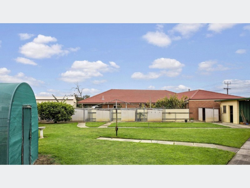 11 Jellicoe Street, Flinders Park SA 5025