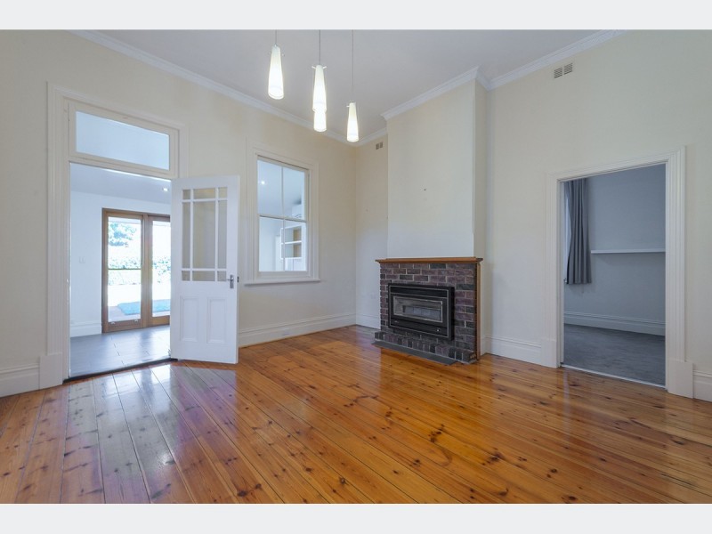 24 Jervois Avenue, West Hindmarsh SA 5007