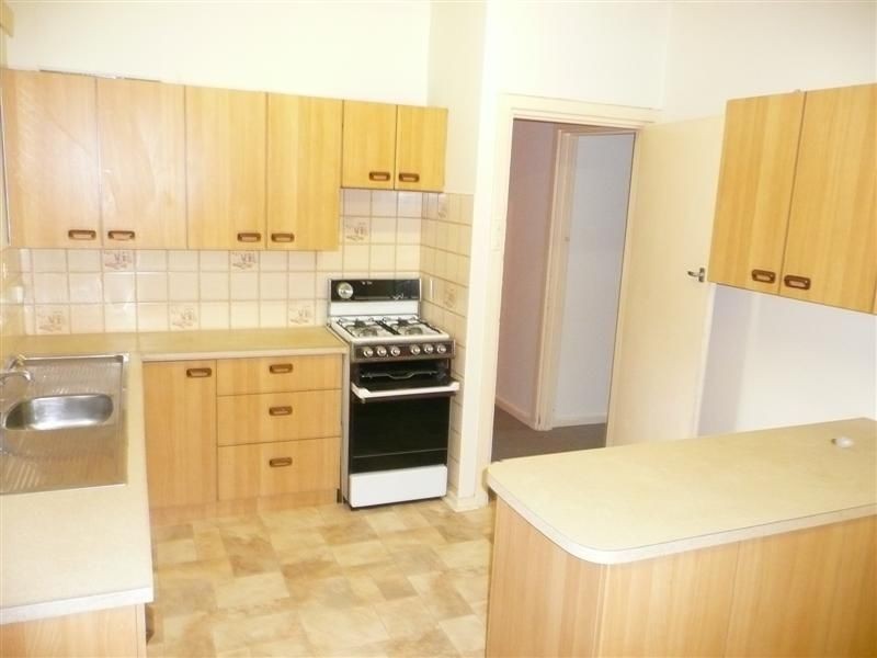 35 Coral Sea Road, Fulham SA 5024