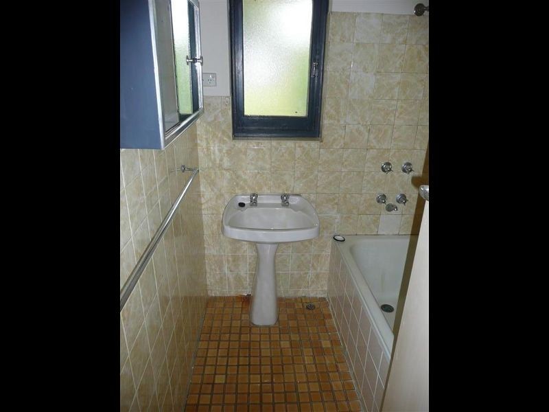 35 Coral Sea Road, Fulham SA 5024