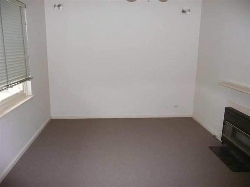 35 Coral Sea Road, Fulham SA 5024