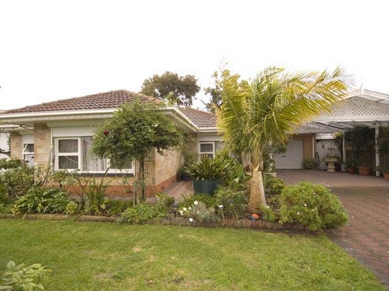 34 Northern Avenue, West Beach SA 5024