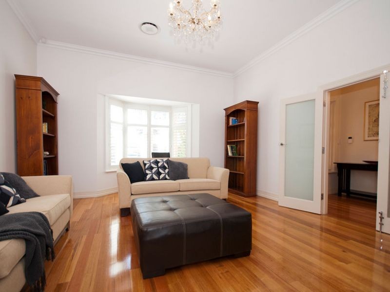 9 Invergowrie Avenue, Highgate SA 5063