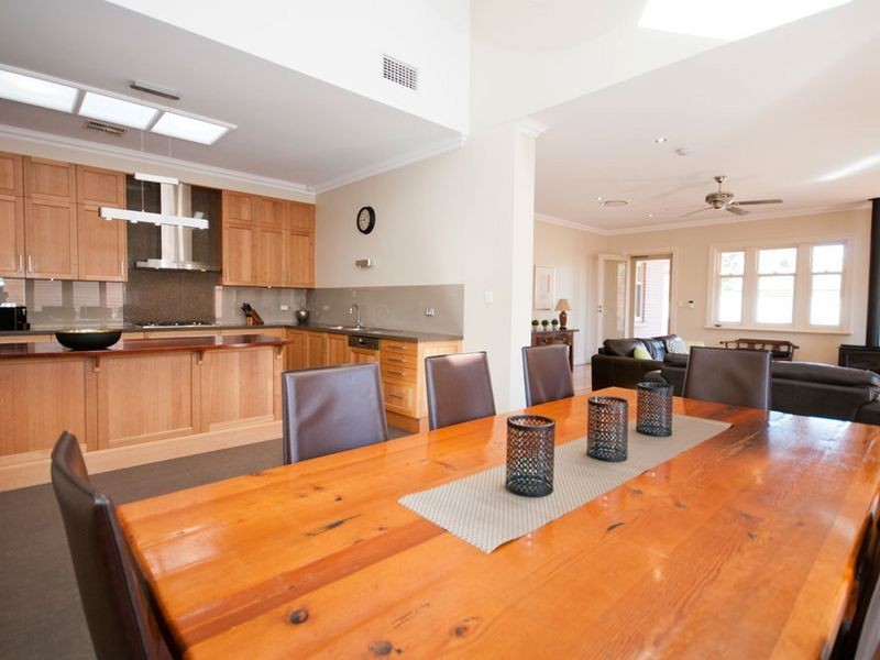 9 Invergowrie Avenue, Highgate SA 5063