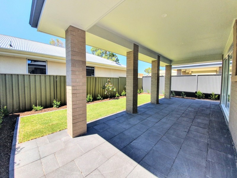 174 Cudmore Terrace, Henley Beach SA 5022