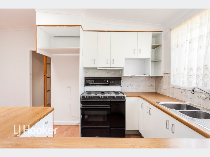 20 Abelia Avenue, Para Vista SA 5093