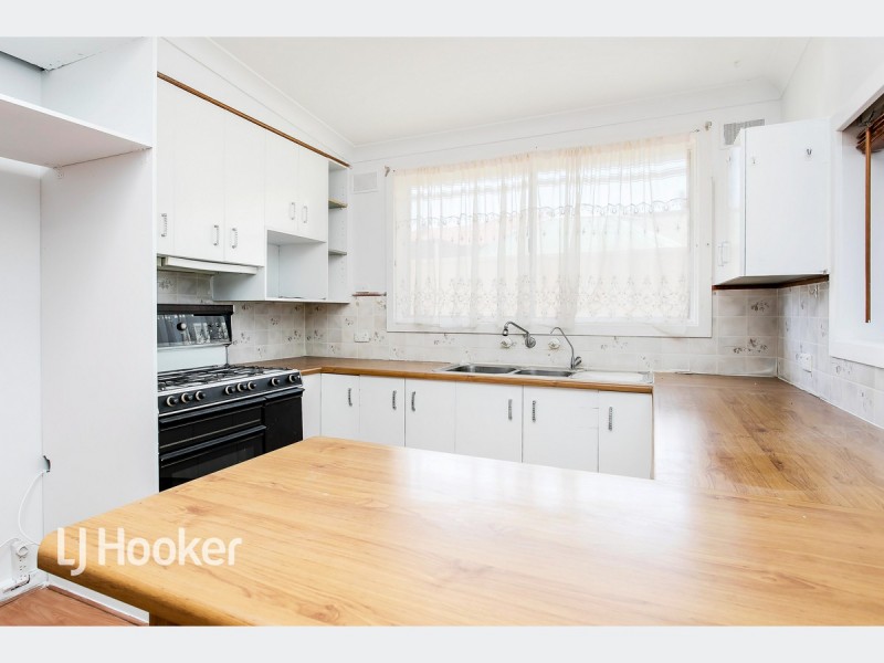 20 Abelia Avenue, Para Vista SA 5093