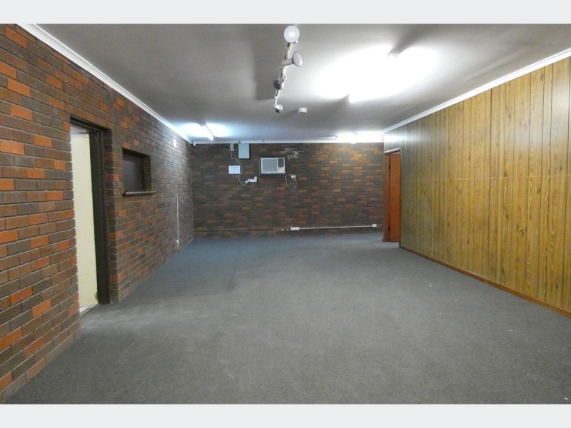 24 Surrey Road, Keswick SA 5035