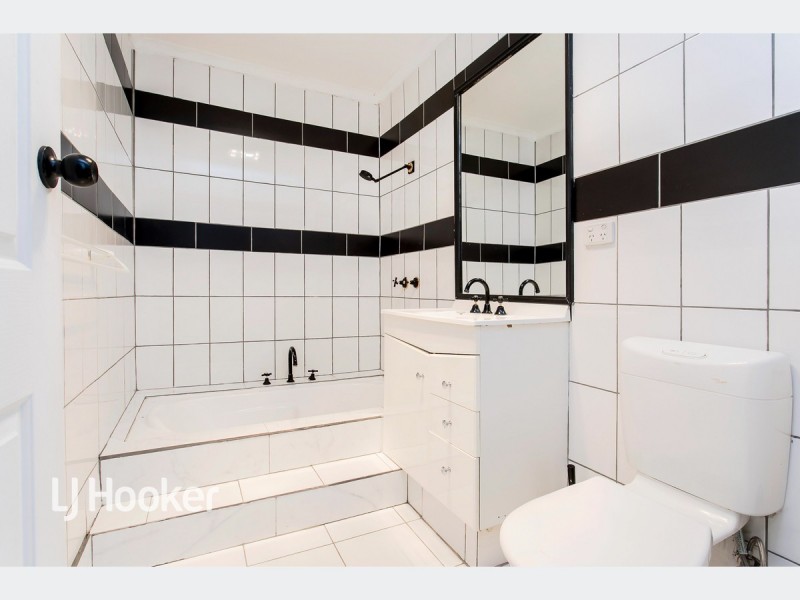 329 Bridge Road, Para Hills SA 5096