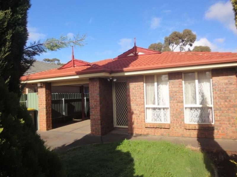 8 Lynton Court, Blakeview SA 5114