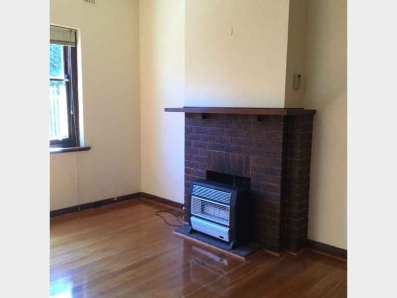 5 Headdey Court, Woodville South SA 5011