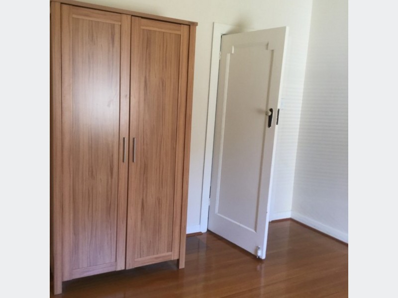 5 Headdey Court, Woodville South SA 5011