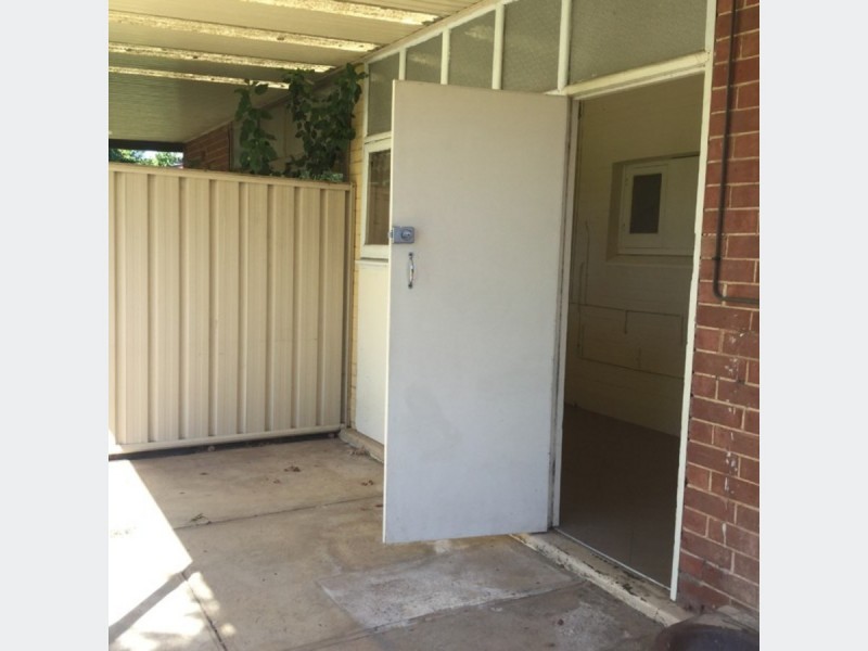 5 Headdey Court, Woodville South SA 5011