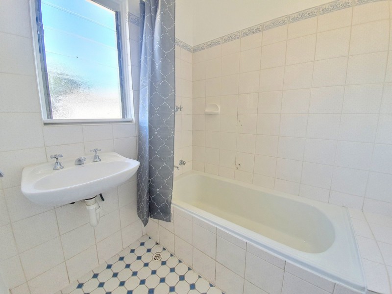 27 Westralia Avenue, Taperoo SA 5017