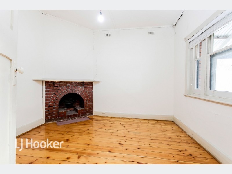 14 Farnham Road, Keswick SA 5035