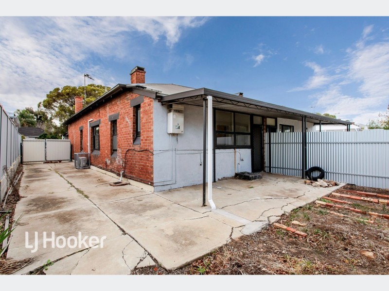 14 Farnham Road, Keswick SA 5035