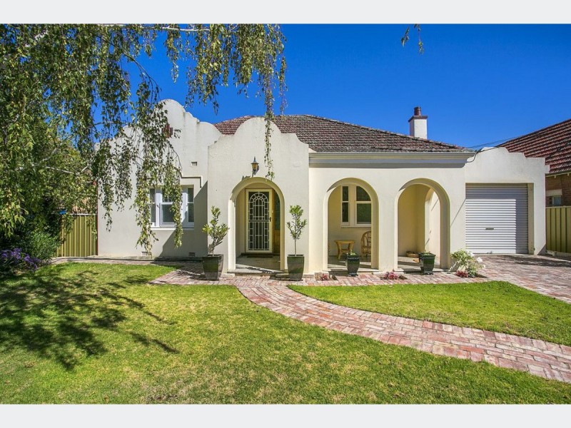 13 St Georges Avenue, Glandore SA 5037