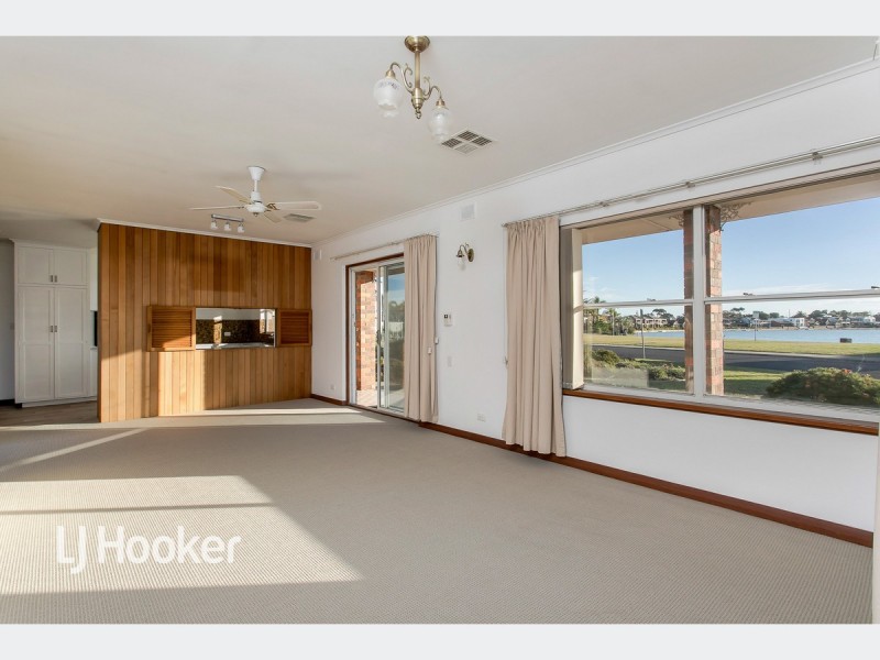 13 Tiranna Way, West Lakes SA 5021